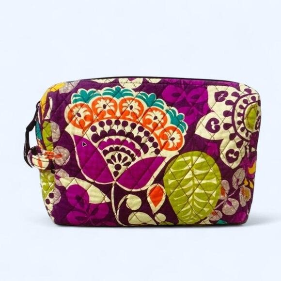 Vera Bradley Retired Hard to Find Floral purple and green quilted cosmetic bag - Picture 1 of 4
